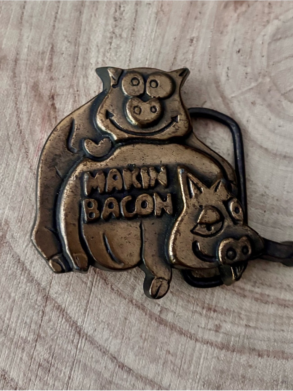 Source Unknown Bronze-Tone 'Makin Bacon' Pig Belt Buckle